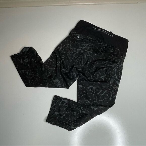 Lululemon Black and Gray Constellation Leggings in Size 4 - Picture 5 of 9